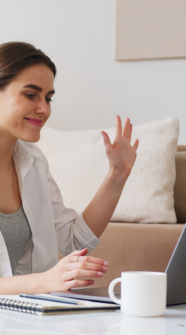 ADULTOS NIVEL PRE INTERMEDIO