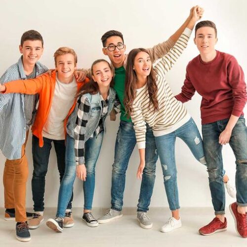 TEENS 1 🤓 2025  CLASES PRESENCIALES